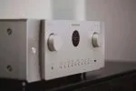 Ресивер Marantz Cinema 60 Silver Gold — изображение 3