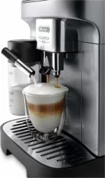 Кофемашина  De'Longhi Magnifica Evo ECAM290.61, черный/серебристый — изображение 6