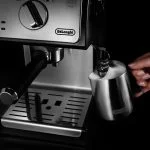 Кофеварка рожковая De'Longhi ECP 35.31, черный/серебристый — изображение 9